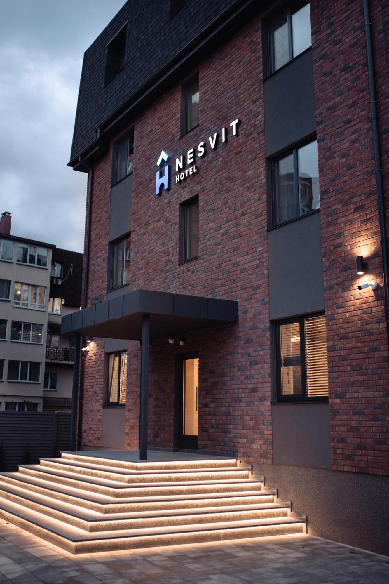 Nesvit Hotel Kiev Esterno foto