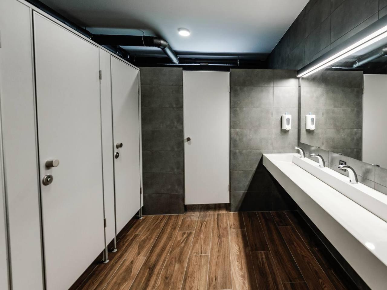 Nesvit Hotel Kiev Esterno foto